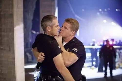 Southland Temporada 3 Episodios 2 • Sub Español