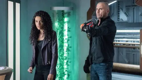 DC's Legends of Tomorrow Temporada 3 Episodios 15 • Sub Español
