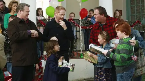 Modern Family Temporada 5 Episodios 10 • Sub Español