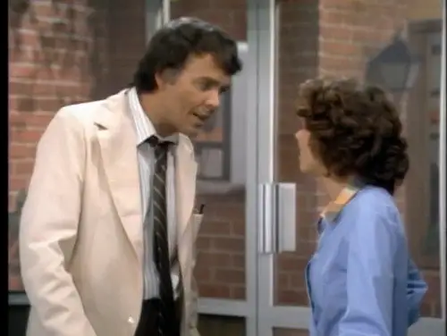 One Day at a Time Temporada 3 Episodios 1 • Sub Español