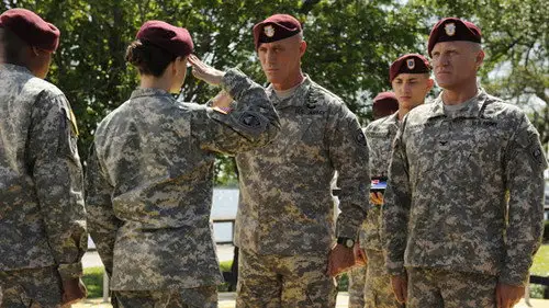 Army Wives Temporada 6 Episodios 16 • Sub Español