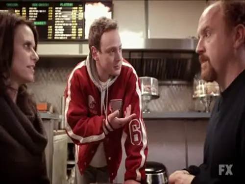 Louie Temporada 1 Episodios 9 • Sub Español