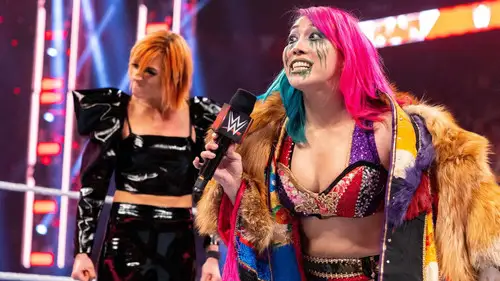 Raw Temporada 30 Episodios 17 • Sub Español