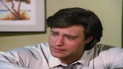 Dinastía 1981 Temporada 4 Episodios 18 • Sub Español