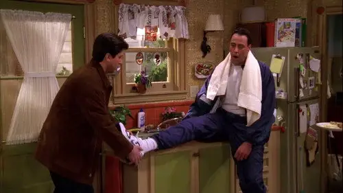 Todo el mundo quiere a Raymond Temporada 2 Episodios 22 • Sub Español