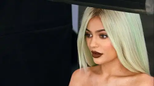 Las Kardashian 2007 Temporada 11 Episodios 9 • Sub Español