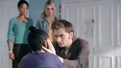 Doctor Who Temporada 2 Episodios 11 • Sub Español