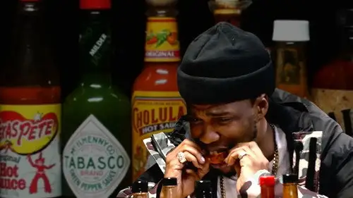 Hot Ones S2E1 • Oglądaj Online