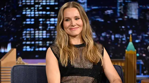 The Tonight Show Starring Jimmy Fallon Temporada 13 Cap 15 • Español Online