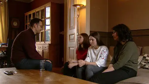 4eVeR Temporada 4 Episodios 6 • Sub Español