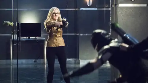 Arrow Temporada 4 Episodios 17 • Sub Español