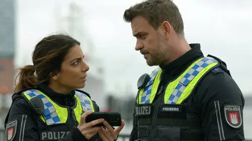 Hamburgo 112 Temporada 20 Episodios 7 • Sub Español