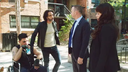 Familia de policías Temporada 7 Episodios 4 • Sub Español