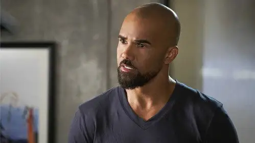 Mentes criminales Temporada 13 Episodios 5 • Sub Español