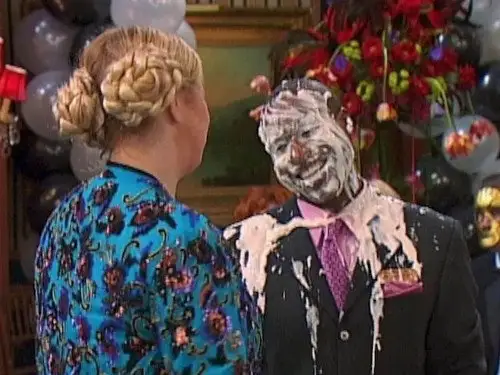 Hotel, dulce hotel: Las aventuras de Zack y Cody Temporada 3 Episodios 22 • Sub Español