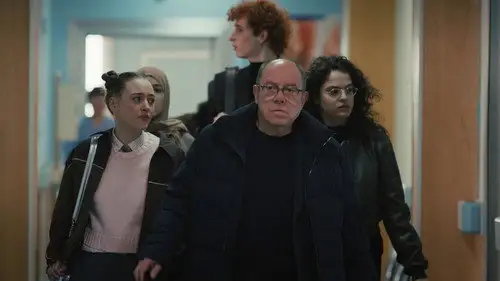 La vida de Carlo Temporada 4 Episodios 8 • Sub Español
