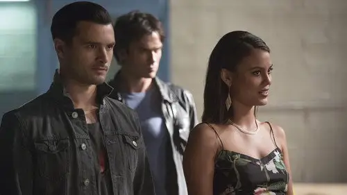 Crónicas vampíricas Temporada 8 Episodios 3 • Sub Español