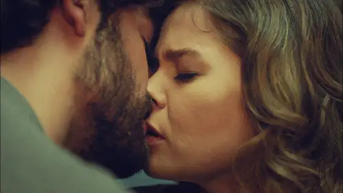 Hülya: las llamas del deseo Temporada 1 Episodios 11 • Sub Español