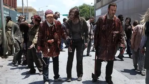 The Walking Dead Temporada 1 Episodios 2 • Sub Español