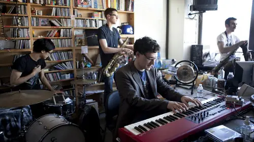 NPR Tiny Desk Concerts Sezon 6 Odc 13 • Online