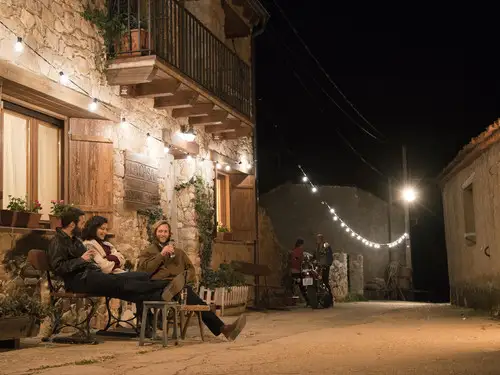Cuéntame cómo pasó Temporada 18 Episodios 15 • Sub Español