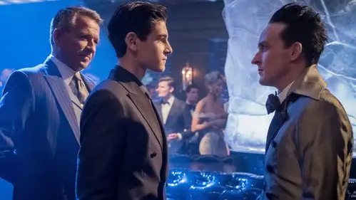Gotham Temporada 4 Episodios 1 • Sub Español