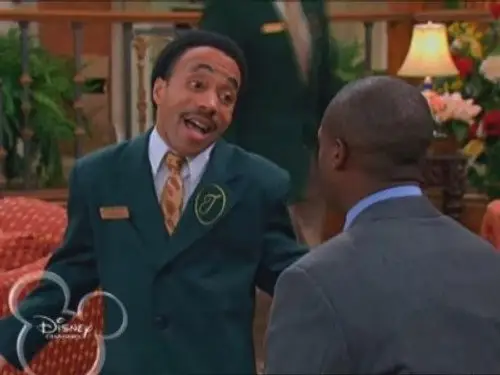 Hotel, dulce hotel: Las aventuras de Zack y Cody Temporada 2 Episodios 8 • Sub Español