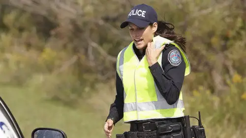 Rookie Blue Temporada 4 Episodios 4 • Sub Español