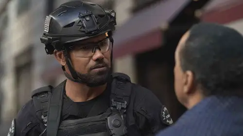 S.W.A.T.: Los hombres de Harrelson Temporada 5 Episodios 12 • Sub Español