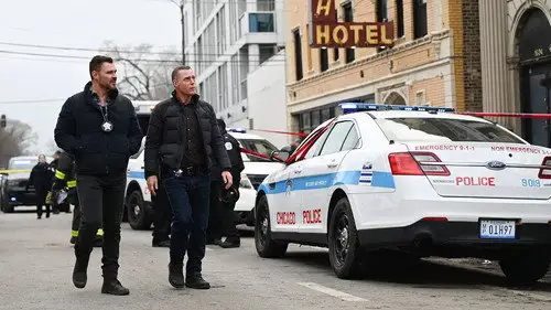 Chicago P.D. Temporada 10 Episodios 15 • Sub Español