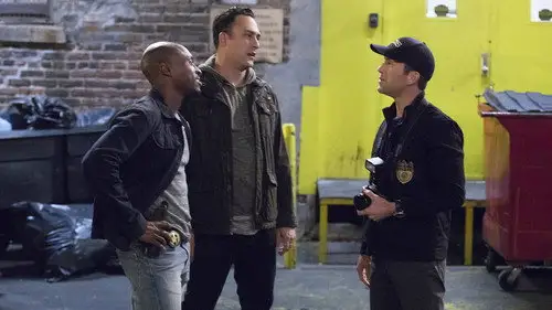 NCIS: Nueva Orleans Temporada 3 Episodios 20 • Sub Español