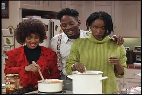 Living Single Temporada 1 Episodios 13 • Sub Español