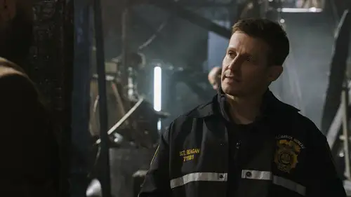 Familia de policías Temporada 13 Episodios 19 • Sub Español