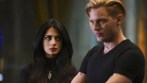 Cazadores de sombras Temporada 1 Episodios 9 • Sub Español