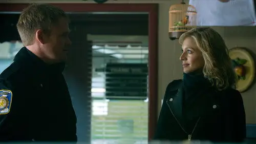 Motive S1E3 • Oglądaj Online