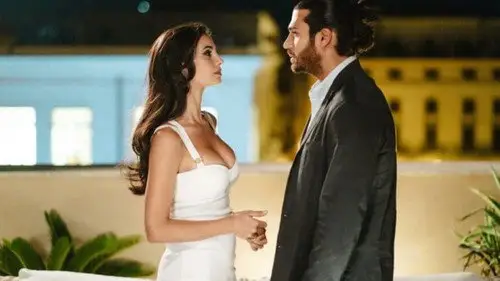 Violeta como el mar Temporada 2 Episodios 2 • Sub Español