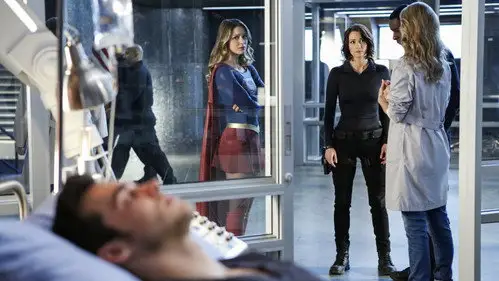 Supergirl Temporada 2 Episodios 8 • Sub Español
