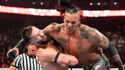 Raw Temporada 30 Episodios 9 • Sub Español