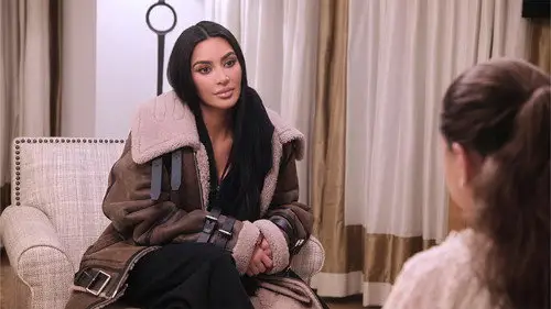 Las Kardashian 2022 Temporada 5 Episodios 8 • Sub Español