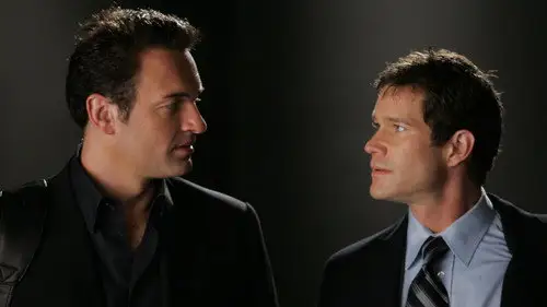 Nip/Tuck, a golpe de bisturí Temporada 2 Episodios 9 • Sub Español