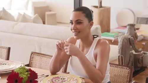 Las Kardashian 2022 Temporada 7 Episodios 5 • Sub Español