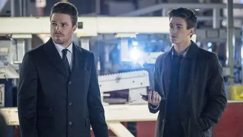 Arrow Temporada 2 Episodios 8 • Sub Español