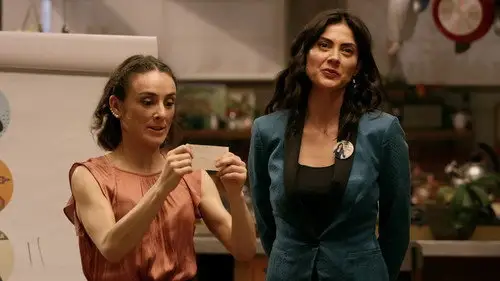40 y 20 Temporada 3 Episodios 5 • Sub Español
