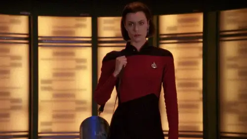 Star Trek: La nueva generación Temporada 5 Episodios 3 • Sub Español