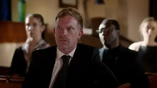 Casualty Temporada 45 Episodios 12 • Sub Español