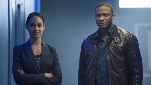Arrow Temporada 2 Episodios 16 • Sub Español