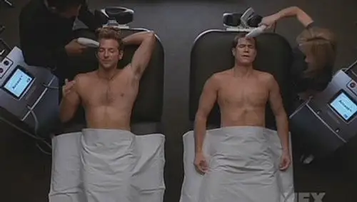 Nip/Tuck, a golpe de bisturí Temporada 5 Episodios 7 • Sub Español