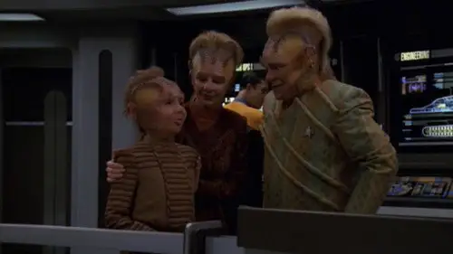 Star Trek: Voyager Temporada 7 Episodios 23 • Sub Español