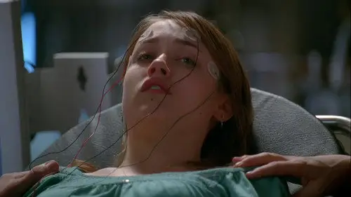 Fringe Temporada 2 Episodios 11 • Sub Español