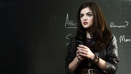 Pequeñas mentirosas Temporada 1 Episodios 1 • Sub Español